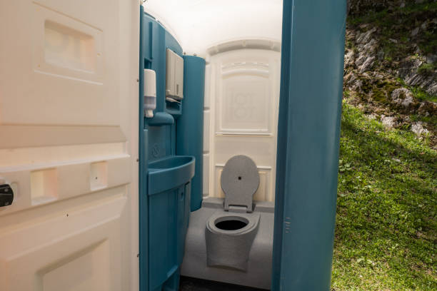 Best Porta potty rental near me  in Weaverville, CA